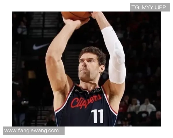 布鲁克洛佩斯：从篮球新星到NBA传奇的辉煌之路